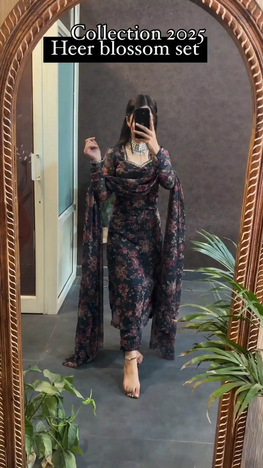 Heer Blossom Kurti And Dupatta Set