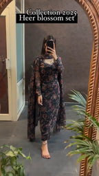 Heer Blossom Kurti And Dupatta Set