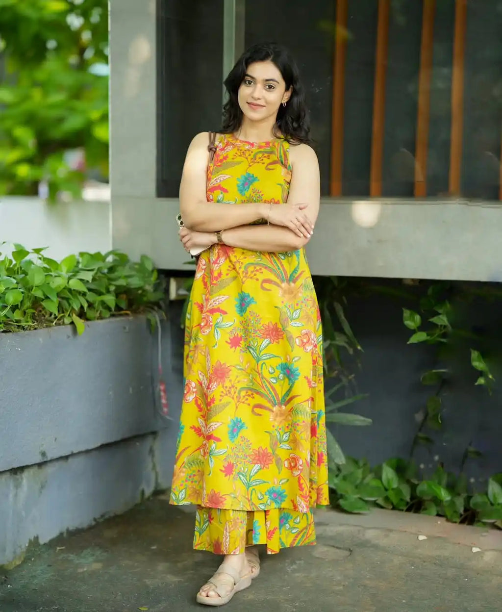 Yellow Floral Sleeveless Kurti With Palazzo Set